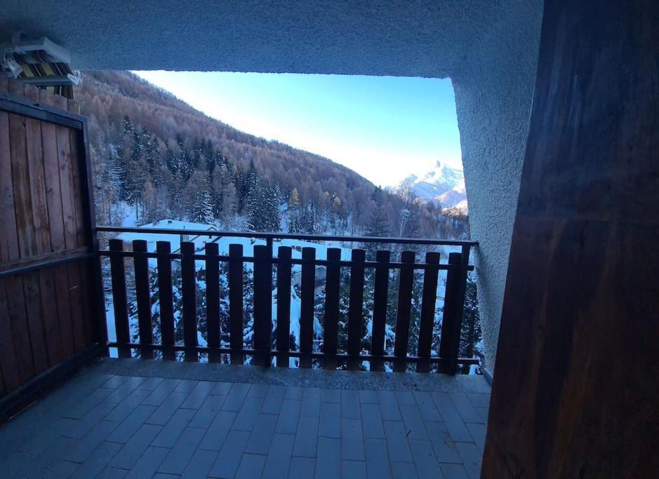 Appartamento Con Vista - Nuova Ristrutturazione Sauze D'Oulx Exterior photo